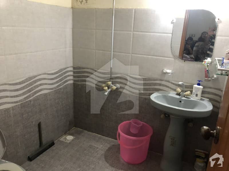 Kaneez Fatima society block 2 Lower Portion road side ground For Sale