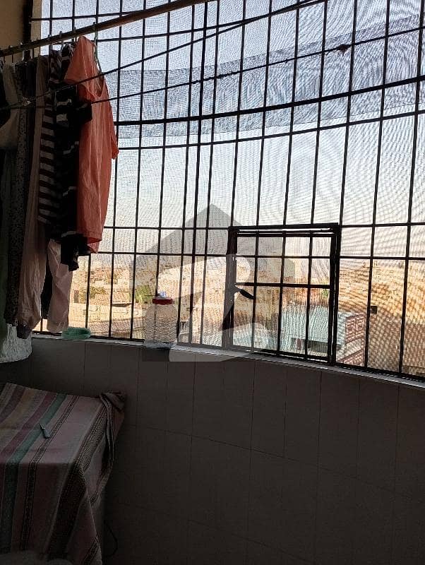 Stunning 1439 Square Feet Flat In Latifabad Unit 2 Available Latifabad