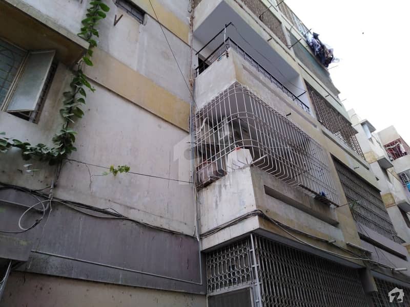 Flat For Sale Gulshan e Iqbal Block 16 GulshaneIqbal Town, Karachi