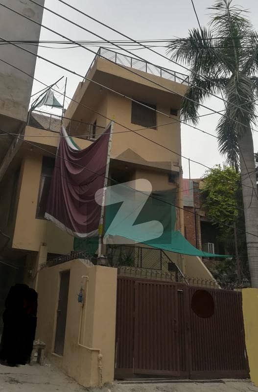 3 Marla 18 Feet Triple Storey Corner , Semi Commercial House Near Regal