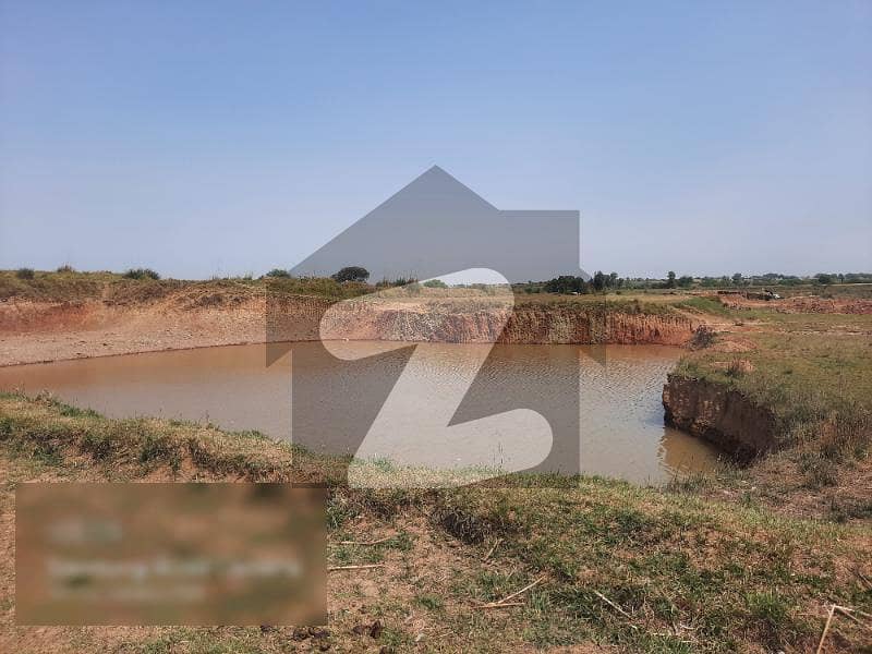 39 Kanal Agriculture Land For Rent With Water Pond Near Mandra Chakwal