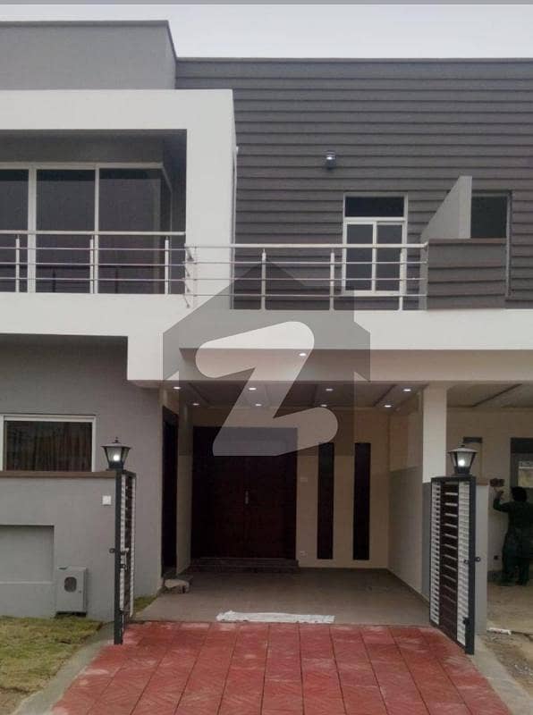 A Beautifully Built House At Good Location Multi Residencia & Orchards
