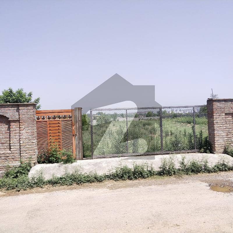 Ideally Located Farm House For Sale In Bahria Enclave Available Bahria