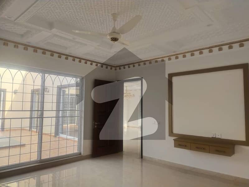 1 Kanal House For sale In NashemaneIqbal Phase 2 Lahore Nashemane