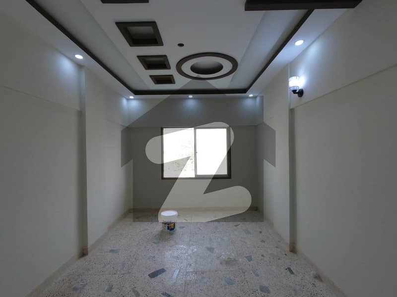 GulshaneIqbal Block 5 Flat Sized 1350 Square Feet Is Available