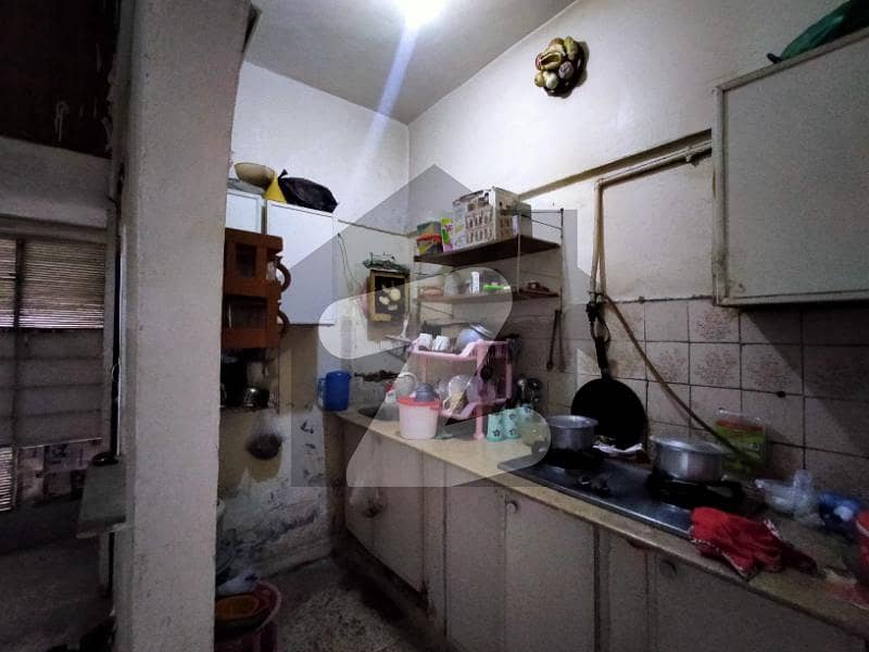 Direct Owner Road Facing Ground 5 Rooms Flat Urgent North Karachi Sector 14B, North Karachi