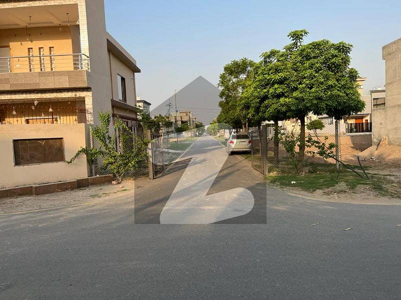 5 Marla Plot File For Sale On Easy Installment Plan In Silver Block