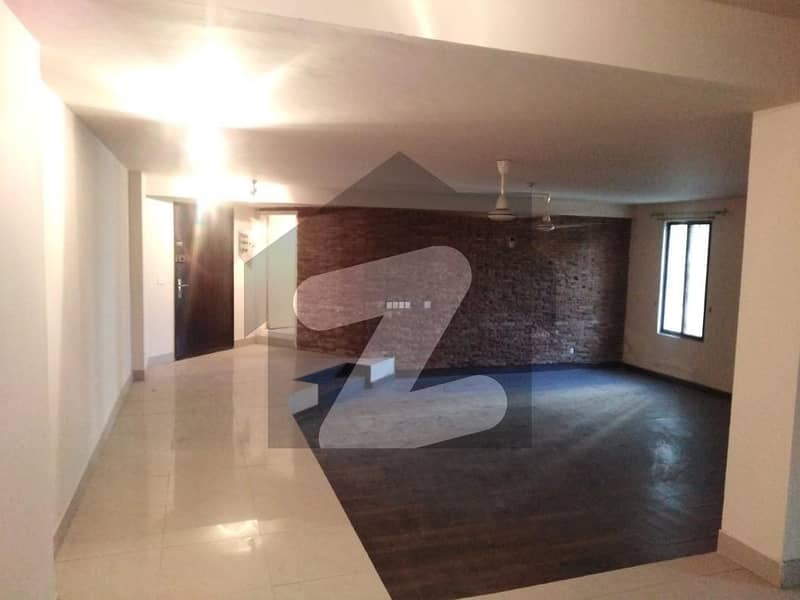 300 Square Yard House For Rent Clifton Block 1, Clifton, Karachi