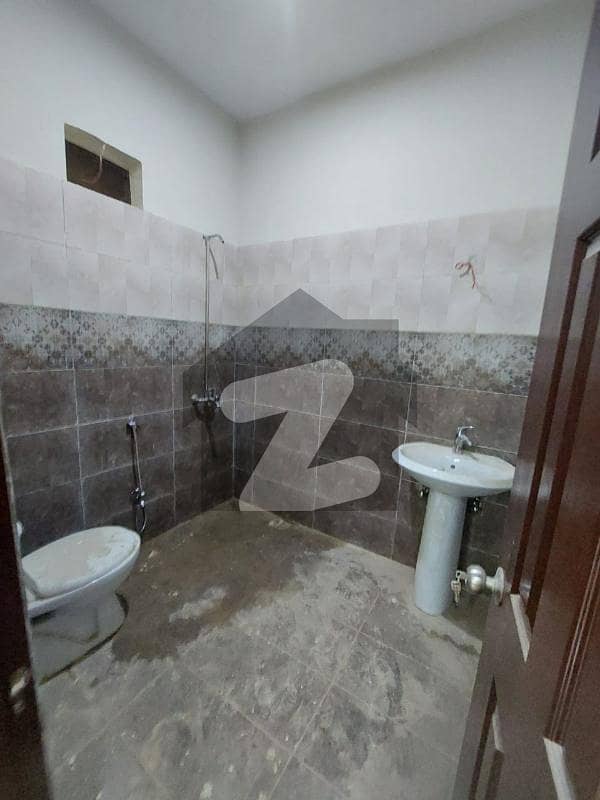 1st Floor Portion For Sale GulistaneJauhar Block 11, Gulistane