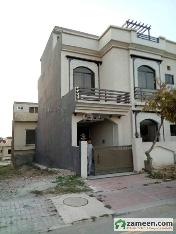 House For Sale In Bahria Town Bahria Town Phase 8 Rafi Block, Bahria