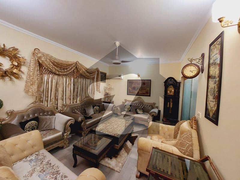 10 Marla Fully Renovated Bungalow For Sale In Fort Villa Near Adil