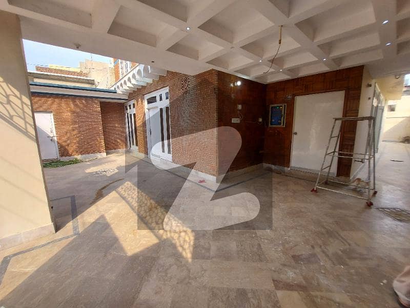 13 Marla Corner And Park Facing Plot For Sale In Royal Villas Model