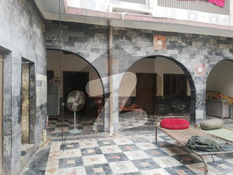 10 Marla House For Rent At University Road Near Nadra Office University