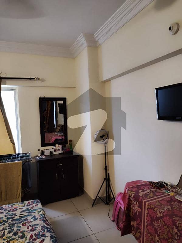 FLAT FOR RENT GULISTAN E JAUHAR BLOCK 3A KING PALM RESIDENCY Gulistane