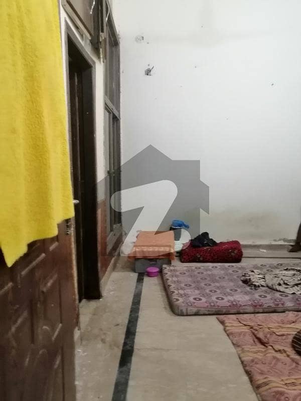 Model Town link road, lower portion for rent bachelor only, 4,marla