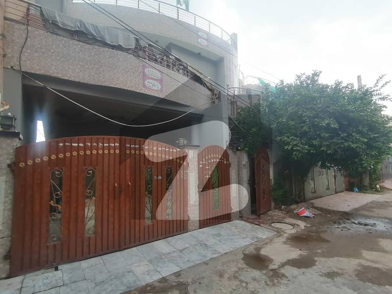 House For sale Situated In Khan Village Khan Village, Multan ID40506329