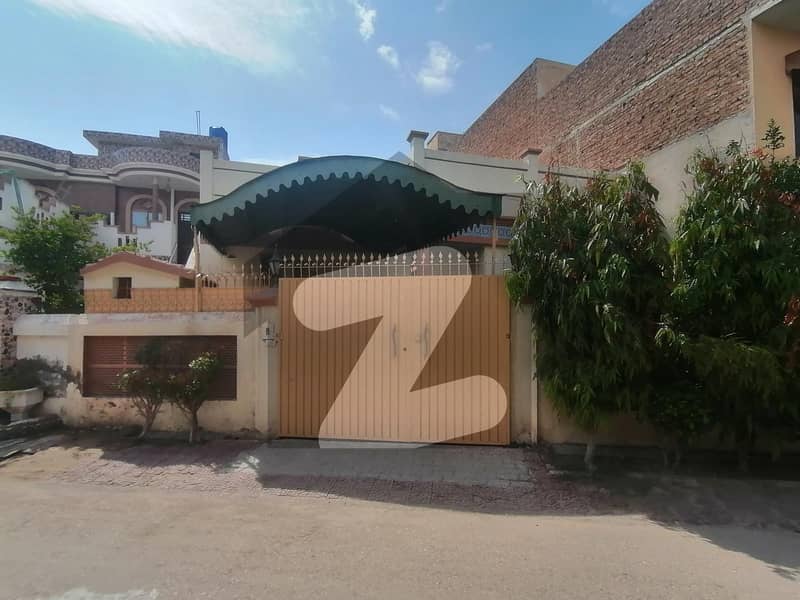 Single Storey 8 Marla House Available In Khan Village For sale Khan