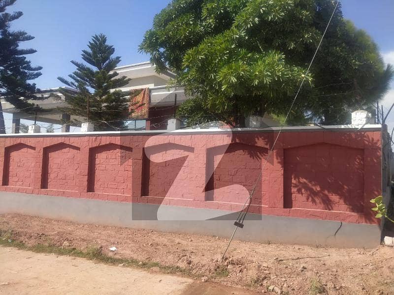 FARM HOUSE CORNER E16 FOR SALE 2 KANAL CDECHS Division