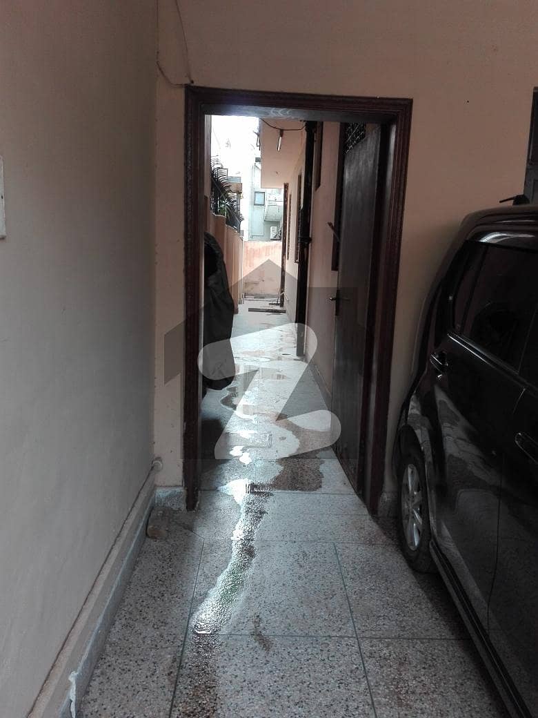 Lower Portion For Rent , Bhatti Colony , Link Road Model Town Lahore