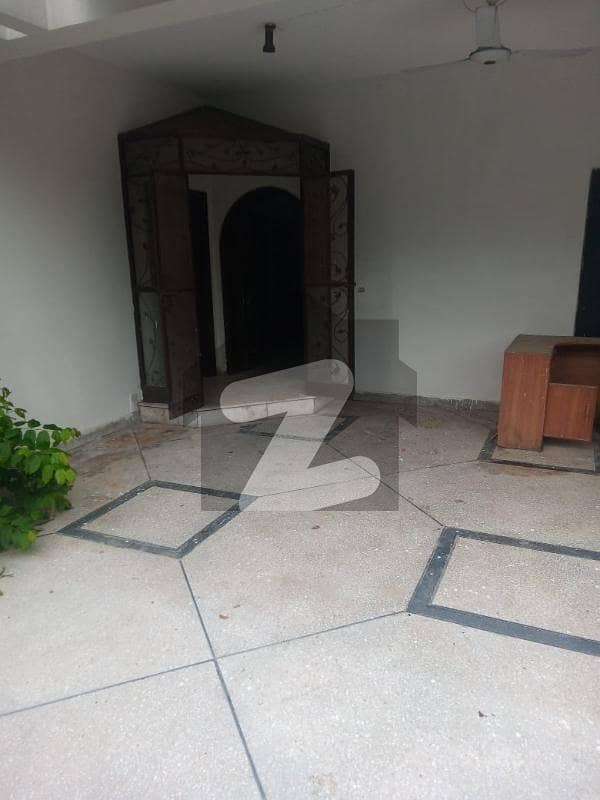 10 MARLA HOUSE FOR SALE IN DHA EME Society Multan Road Lahore EME