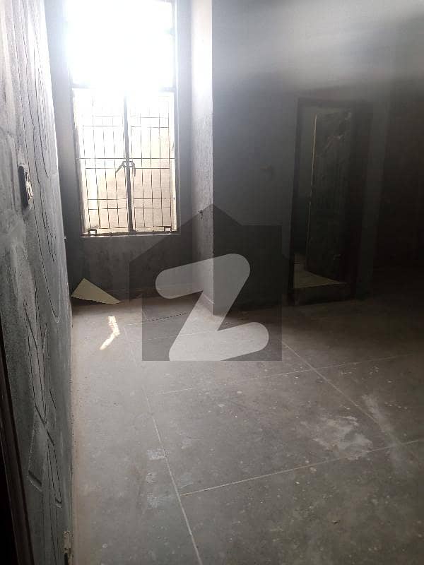 Ready to Beautiful Room master bed Bostan Road, Rawalpindi ID40680777