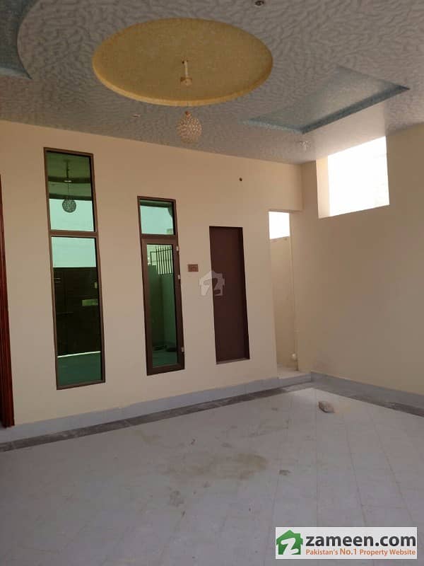 Beautiful House Available For Sale Garden Town, Dera Ghazi Khan