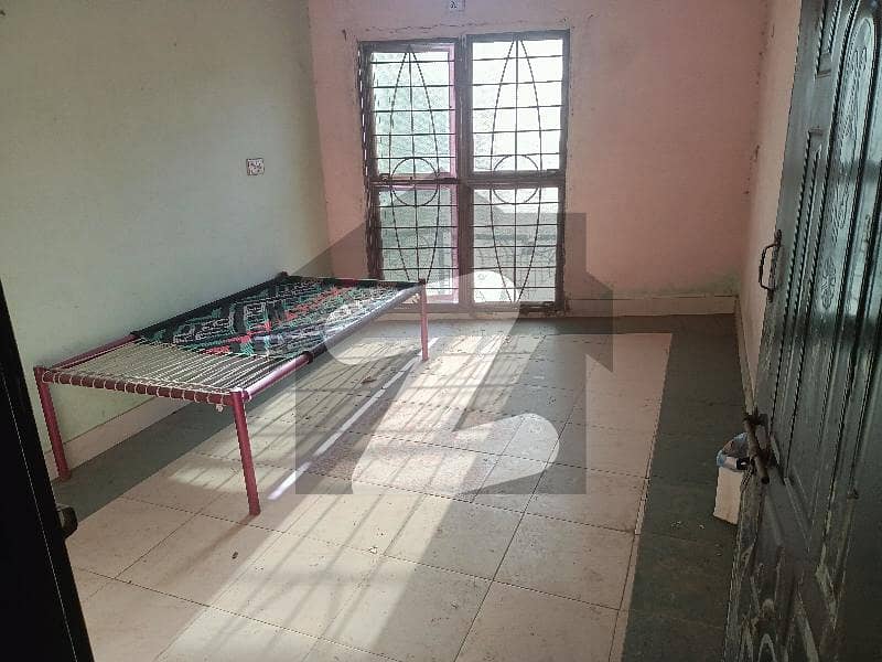 Stunning Room Is Available For Rent In Steel Bagh Steel Bagh, Kasur