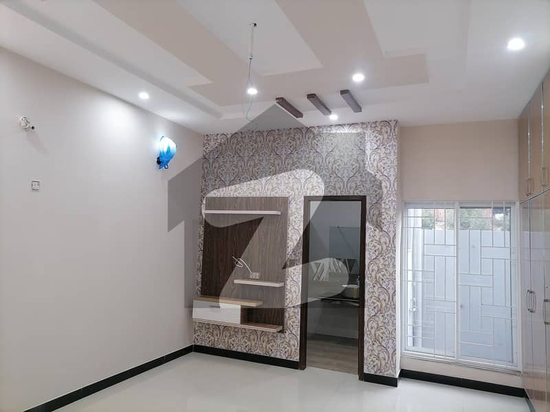 10 Marla House For sale In NashemaneIqbal Phase 2 Lahore Nashemane