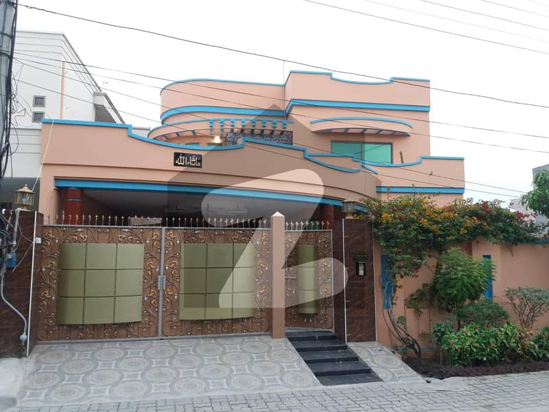 House For Grabs In 2700 Square Feet Cantt Model Villas Cantt Model