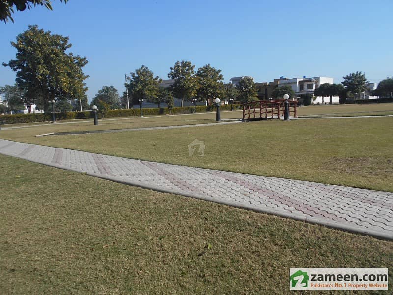 10 Marla Plot For Sale In J Block Wapda Town Sheikhupura Wapda Town