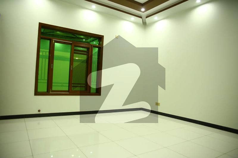 550 Sq. Yard Brand New Bungalow For Sale 10 Bed Rooms With Attached