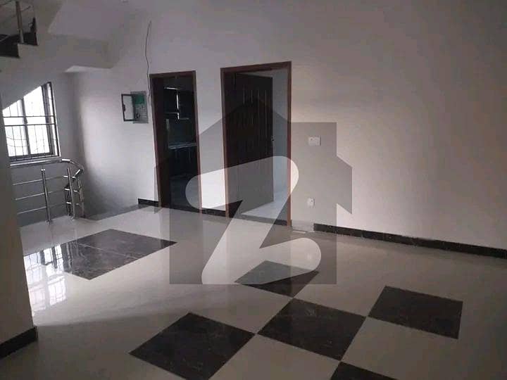 Want To Buy A House In Eden Valley? Eden Valley, Faisalabad ID40956536