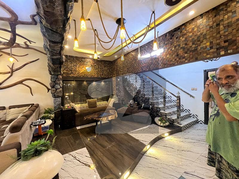 240 Sq Yard Fully Renovated Furnished House GulshaneIqbal Block 11