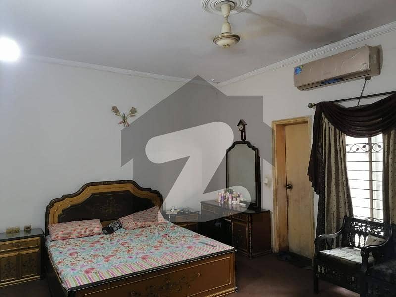 Semi Commercial 10 Marla Double Storey House For Sale In Karim Block
