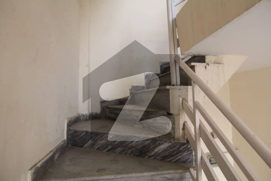 Single Room With Common Bath For Rent Murree Road, Rawalpindi