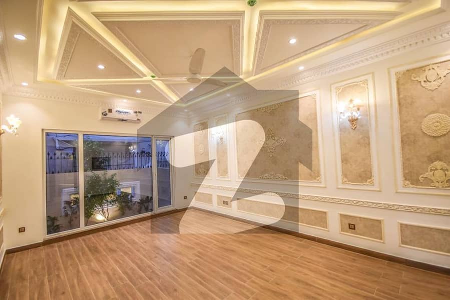 House Of 10 Marla Is Available For sale Garden Town, Lahore ID41332915