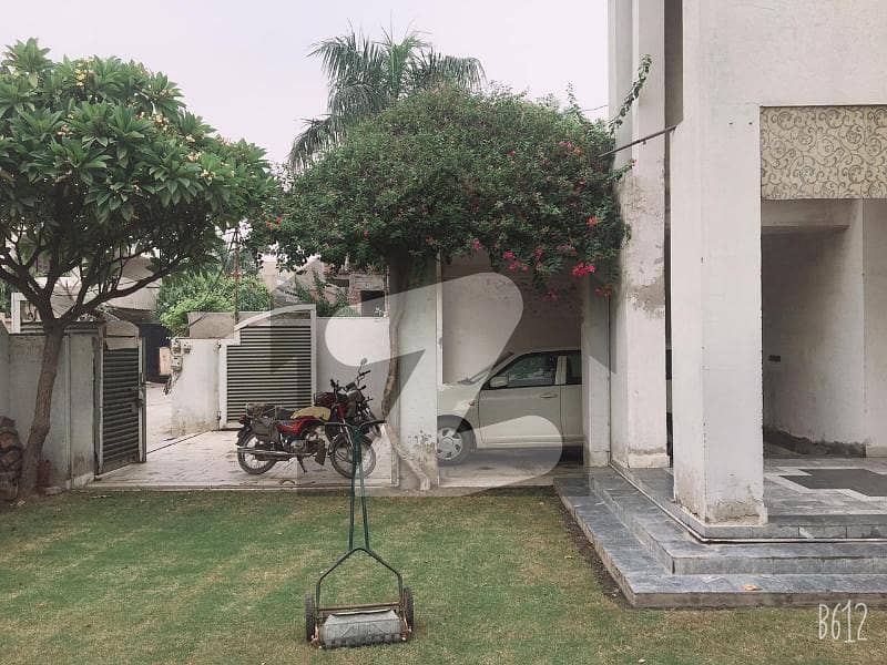20 Marla Used House For Sale Officers Colony, Faisalabad ID41550360