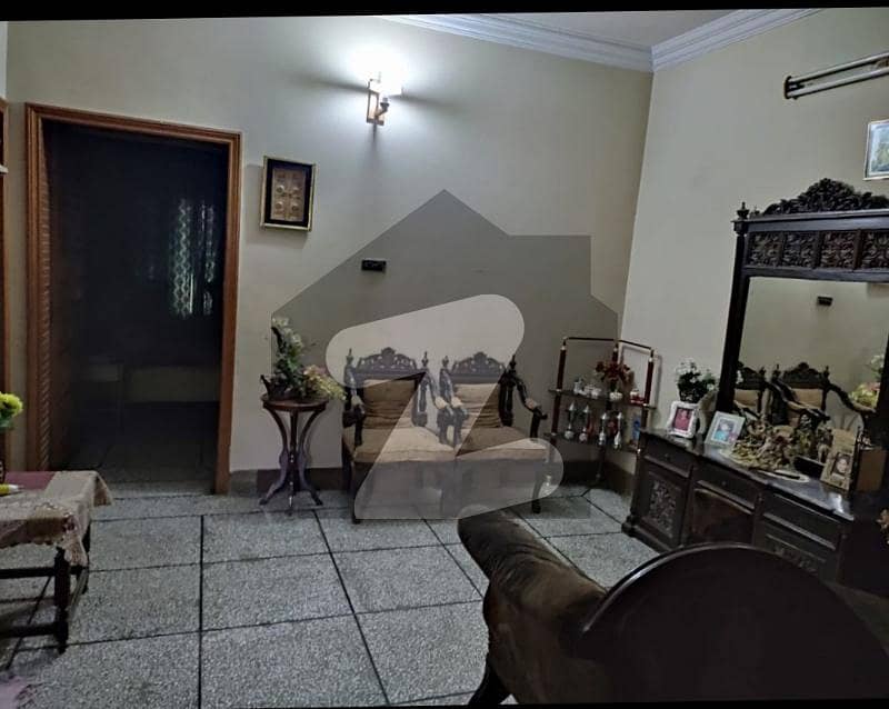 House For Sale In E11/4 E11/4, E11, Islamabad ID41593113