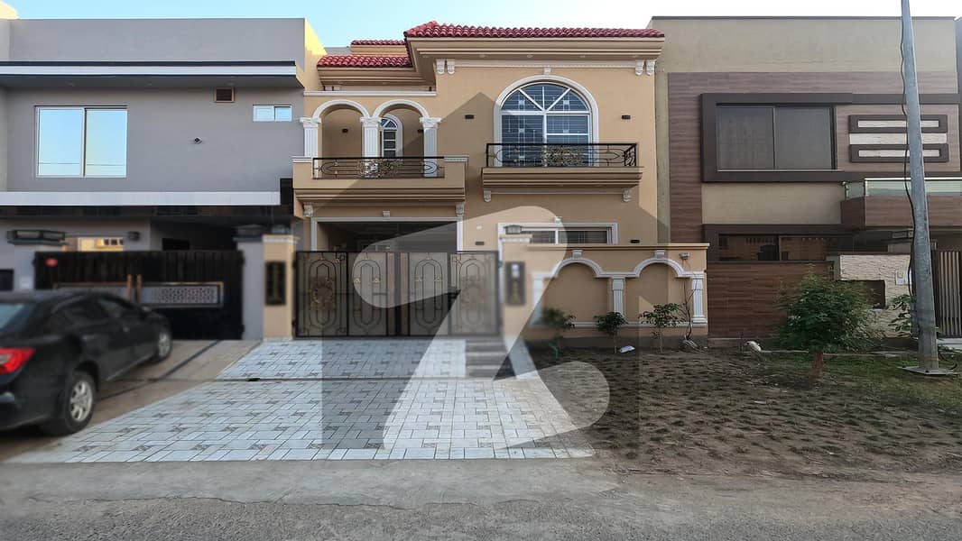 Buying A House In Paragon City Woods Block Lahore? Paragon City