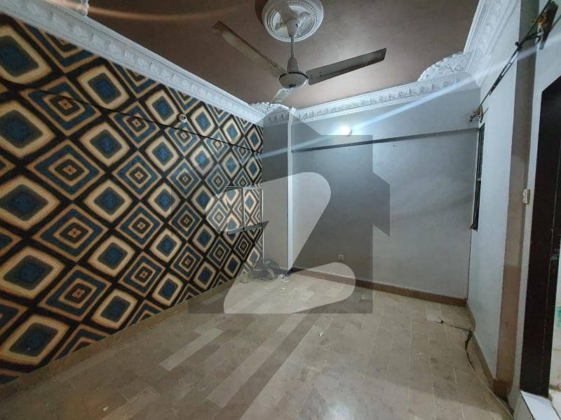 2 Bed Dd 1st Floor Flat Near Red Apple Munawar Chowrangi Gulistane