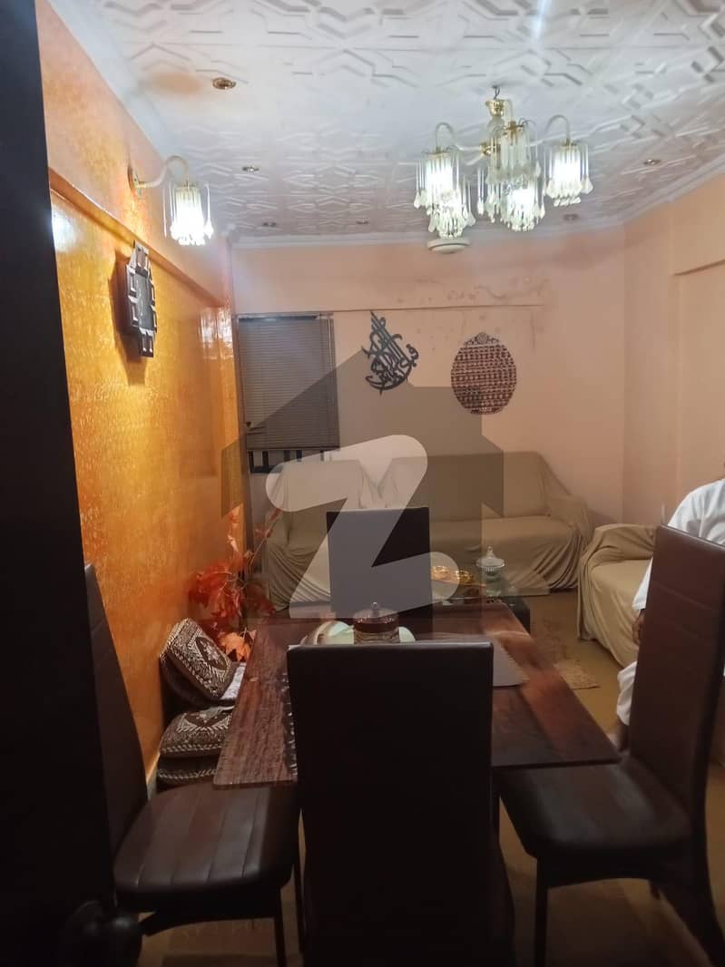 Rose Garden Flat For Sale GulistaneJauhar Block 13, Gulistane