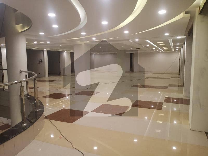 Blue Area Mall Of Islamabad 1600sqft Jinnah Avenue Facing Office For