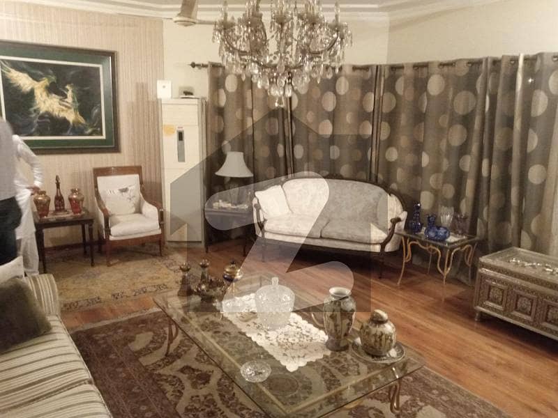 Main Cavalry Ground 1 Kanal 4 Beds Near Main Road Cavalry Ground