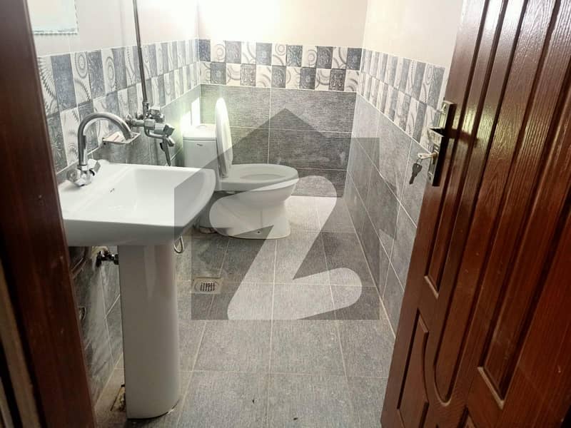 4 Marla House Available In New Model Town For sale New Model Town
