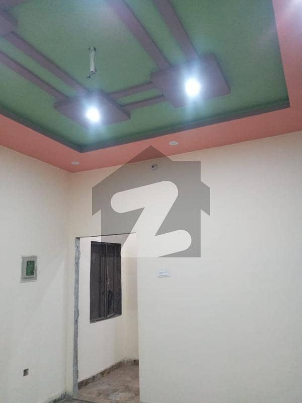 House 2.5 Marla Triple Story Karim Park, Lahore ID42035493
