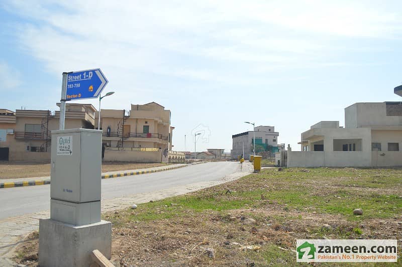 35 X70 Solid Land Near To Liberty Of Statue Best Area For House Plot