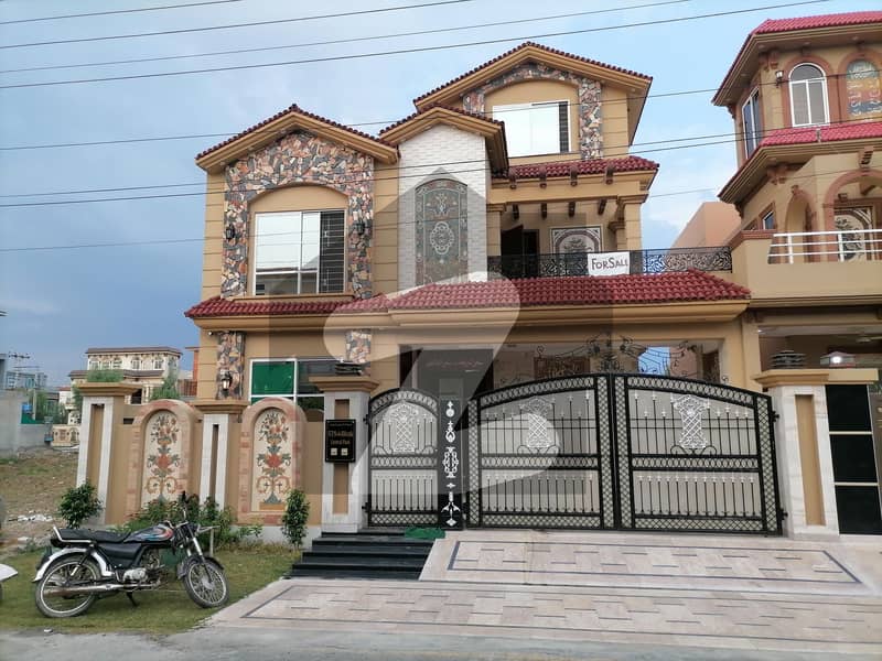 To sale You Can Find Spacious House In Central Park Housing Scheme