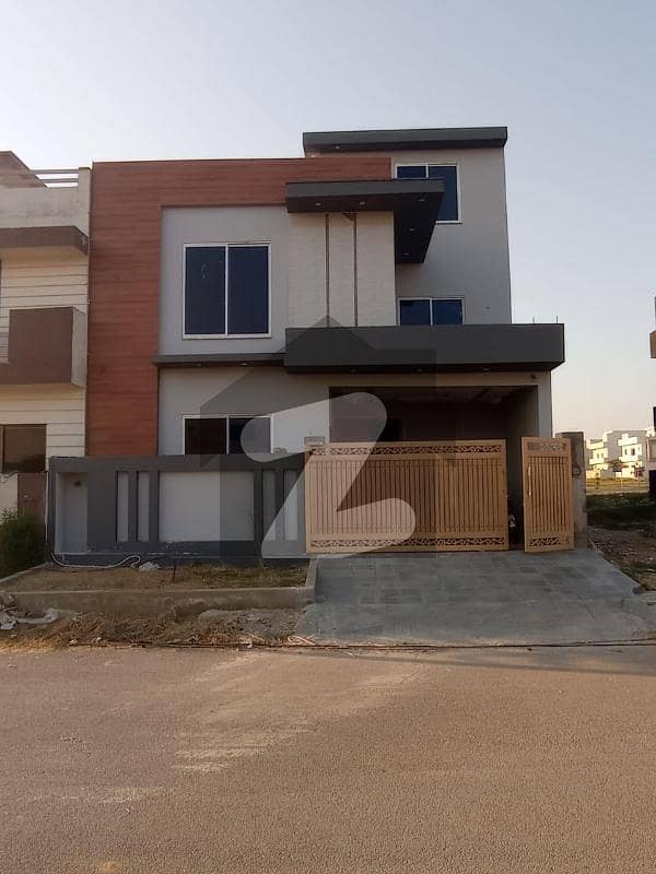 8 Marla Brand New House For Sale In Faisal Town Islamabad Faisal Town