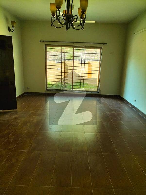 4 Bedroom Corner House With Extra Land Askari 14, Rawalpindi ID42311926