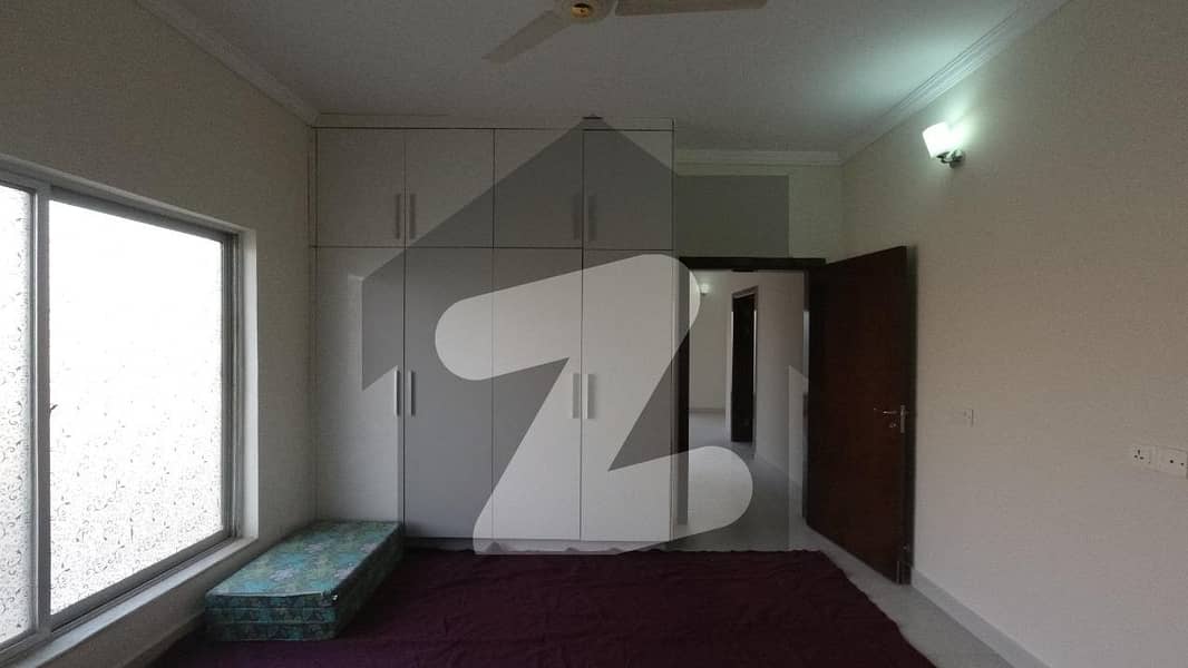 3 Bed Drawing Dining 4 Bath Room Lucknow Society, Korangi, Karachi